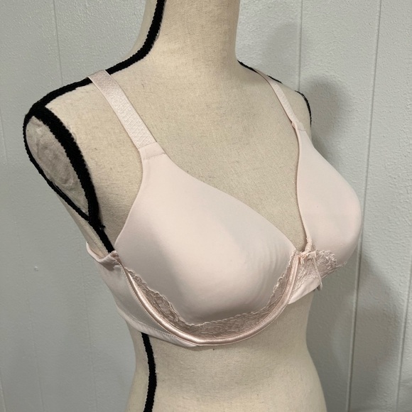 3/$25🎈Vanity Fair nude neutral intimates bra size 38C - Picture 1 of 8